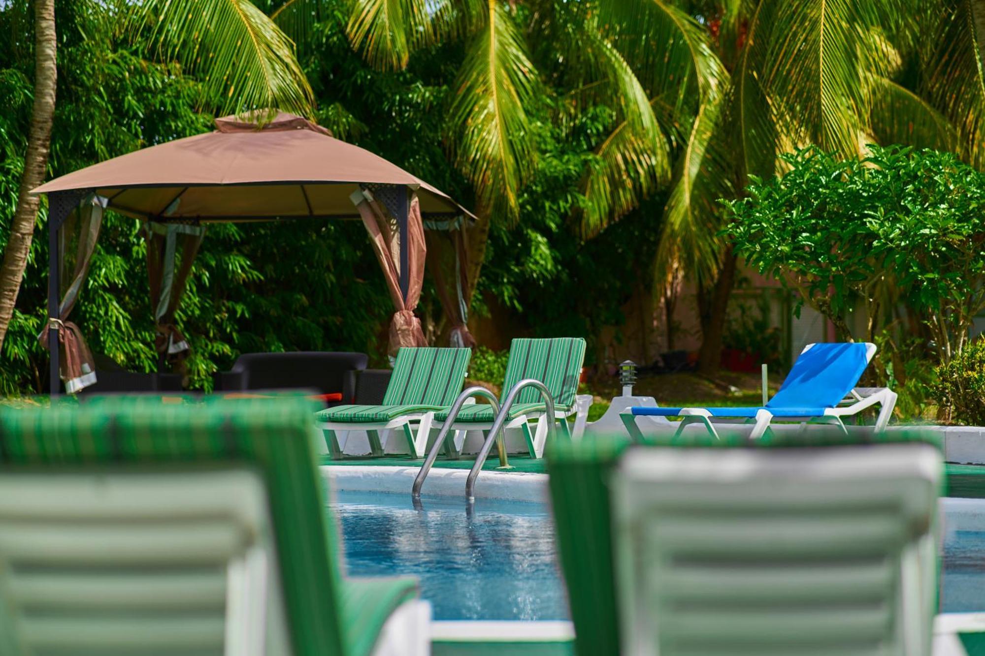 Sunbay Hotel Christ Church Exterior photo