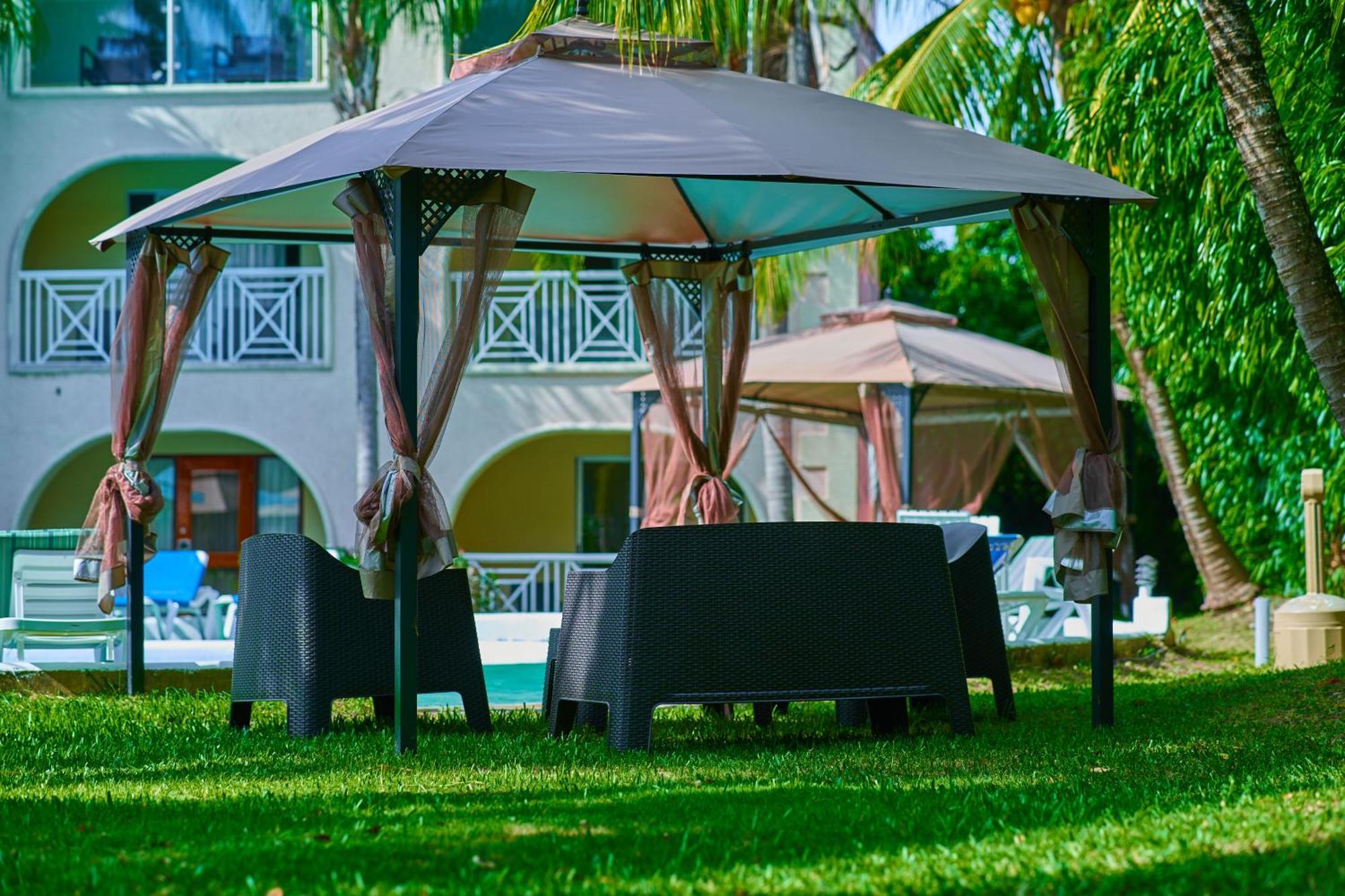 Sunbay Hotel Christ Church Exterior photo