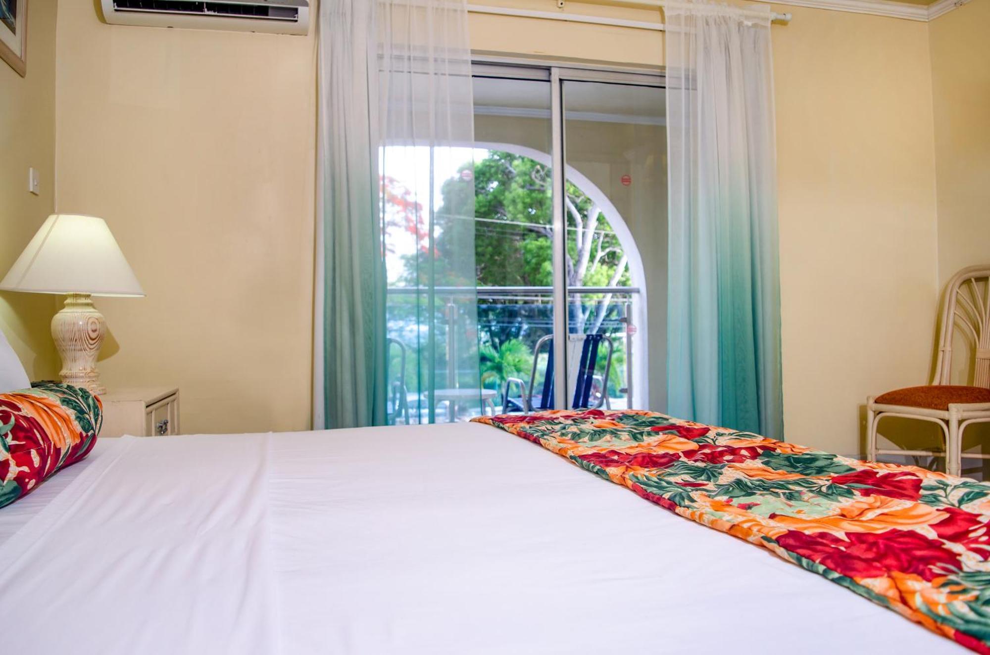 Sunbay Hotel Christ Church Exterior photo